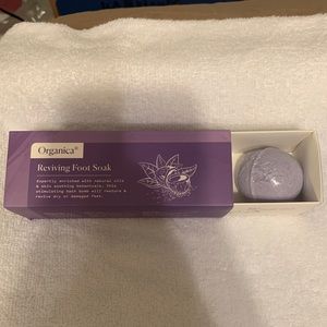 Organica Reviving Foot Soak Bath Bombs